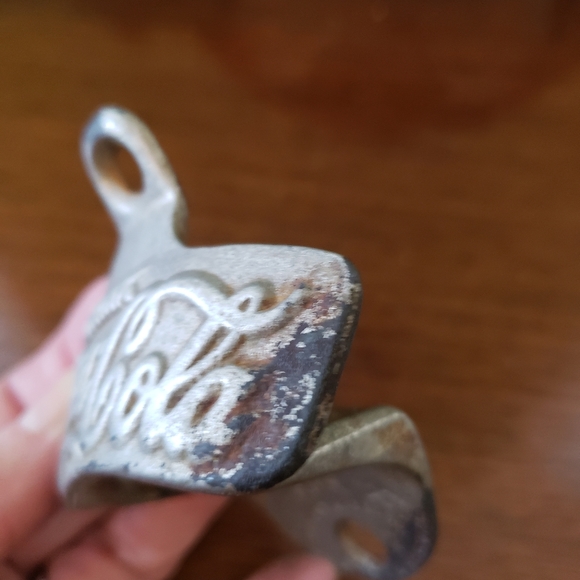 Vintage Coca-Cola Bottle Opener - Picture 7 of 7